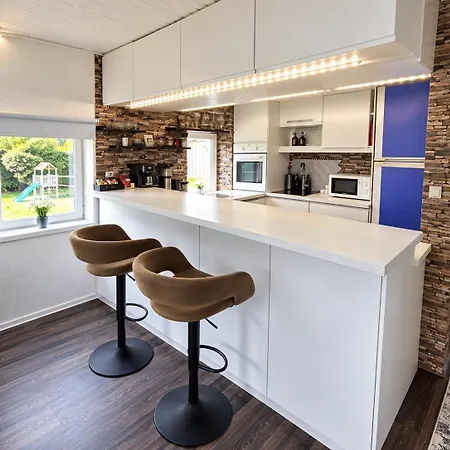 Aarhus - Free Parking & Self Check-in Villa