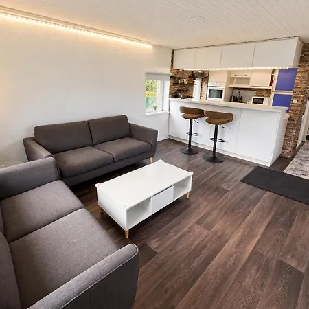 Aarhus - Free Parking & Self Check-in *